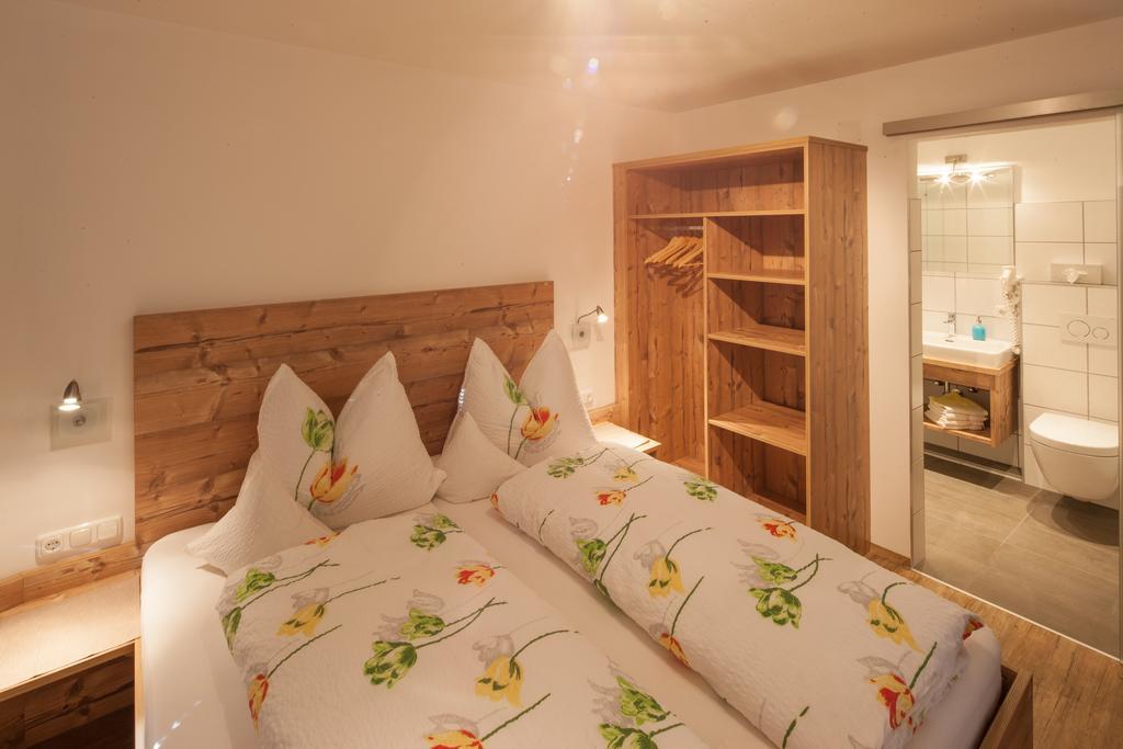 Appartements Al Castagno Ehrwald Exterior foto